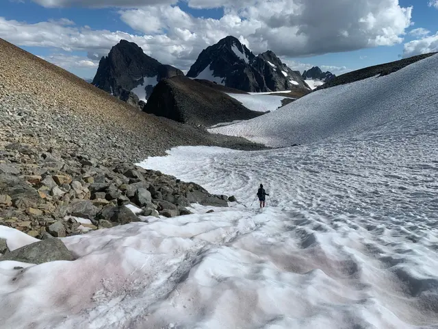 Mt. Davis (3750m) view to Banner Ritter_Inyo National Forest CA